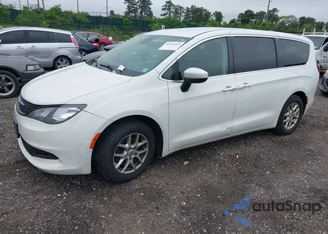 2022 Chrysler Voyager Lx z USA, uszkodzony, nr VIN 2C4RC1CGXNR102738